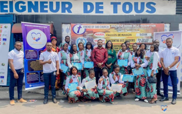 Kinshasa : des femmes et filles mères formées pour leur autonomisation économique