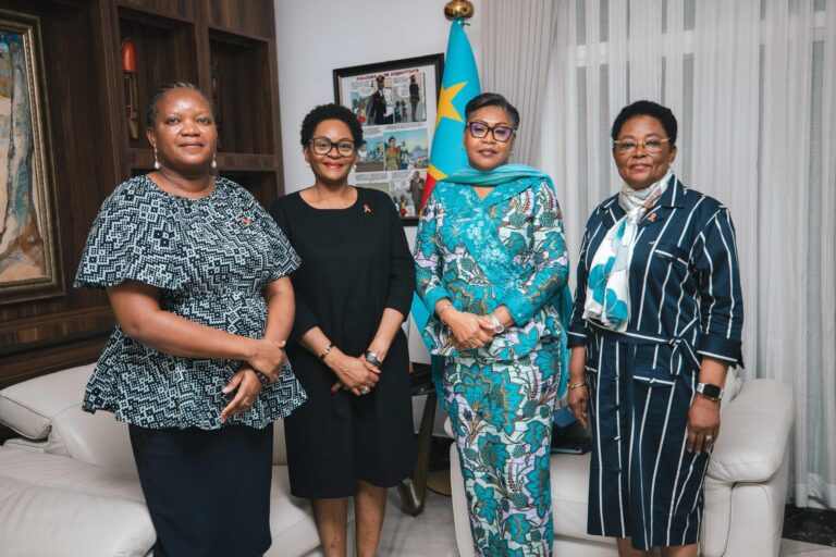 RDC : l’Association des femmes d’exception emboîte le pas au Gouvernement pour l’inclusion financière des femmes