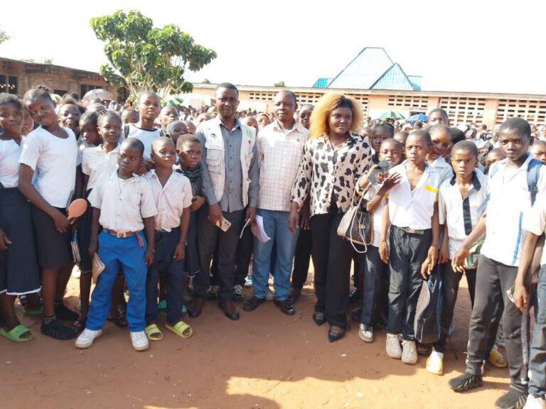 Kasaï : les élèves et enseignants de l’Institut 2 Mabondo sensibilisés à la lutte contre le harcèlement sexuel par l’OSCEP à Tshikapa