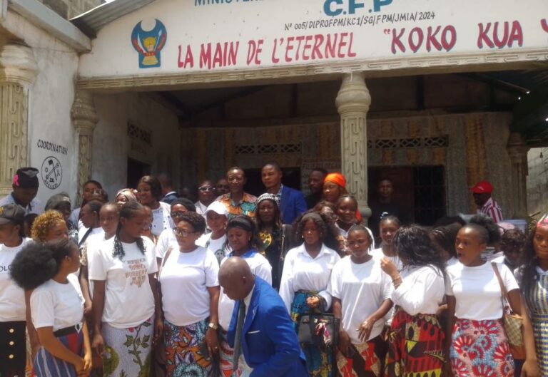 Kongo Central : sensibilisation des jeunes filles et garçons de Muanda à l’intégration des métiers pour leur autonomisation